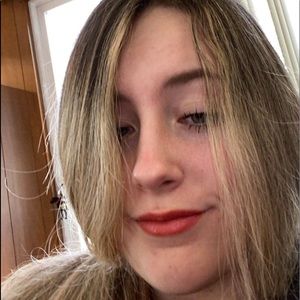 Meet your Posher, Mackenzie